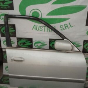 puerta del der corolla l/v (460)