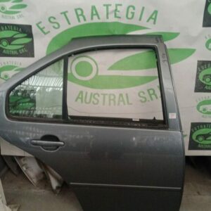 Puerta Trasera Derecha [1309] Bora