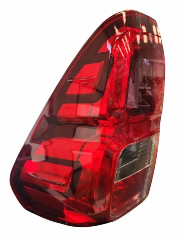 063338a/I FARO TRASERO IZQUIERDO TOY.HILUX 16/21 KOITO - Imagen 2