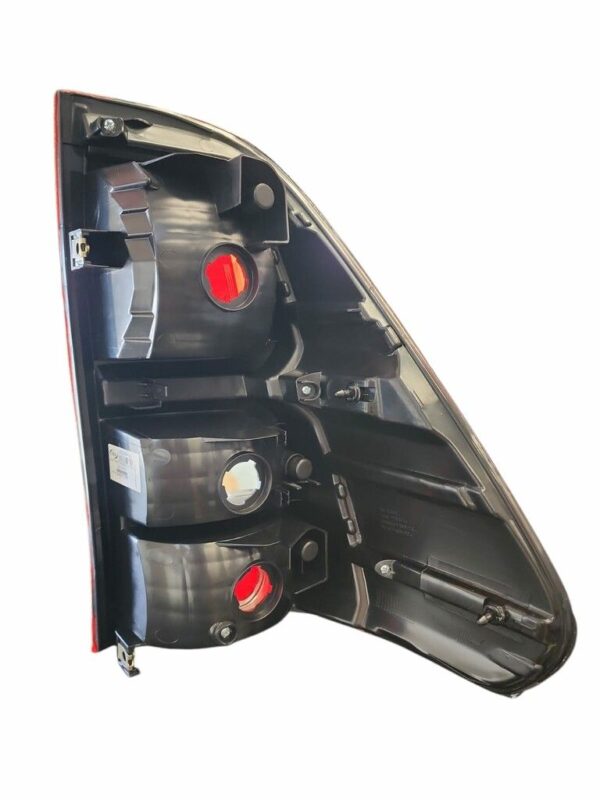 063338a/I FARO TRASERO IZQUIERDO TOY.HILUX 16/21 KOITO - Imagen 4