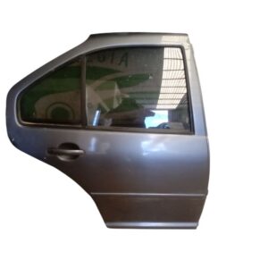 puerta trasera derecha Bora (350) (02763527)