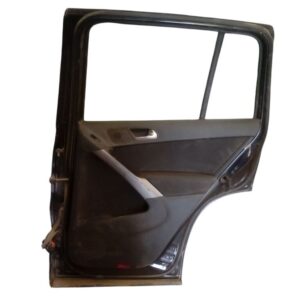 tapizado puerta tras der tiguan 2.0 tsi (41)