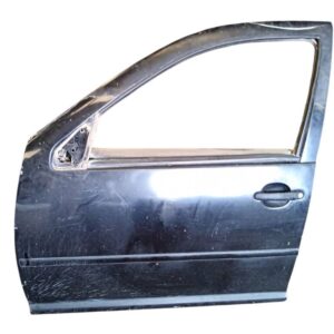 Puerta delantera izquierda Bora (1717)